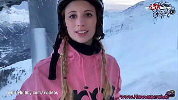 play Adolescente rubia obligada a tener sexo en un garaje