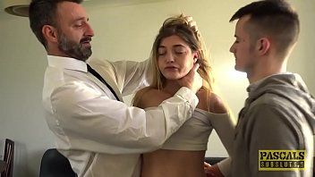 play Fotos de mulheres pequenas sendo filmadas enquanto fazem sexo
