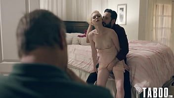 play Uno le chupa el culo y otro le da xxx oral a este macho que después es muy mimado
