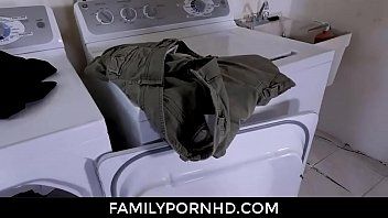 play Gorgeous cute whores who hang out at the beach and love to be fucked
