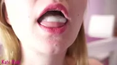 play Compilația intensă de cumshot a lui Kate Rehi #3: Creampie orale pulsatorii