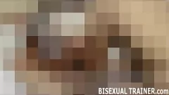 play Fantasie bisexuelle: un trio POV rempli de fetisanes avec des godes