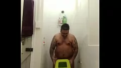 play Vaibhavs Toilettendick-Show: mit Sperma gefüllter Handjob-Orgasmus
