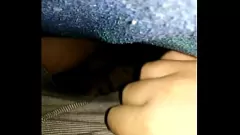 play Hot Amateur wird nach dem Anschauen von Pornos geil: Cumshot und Masturbation