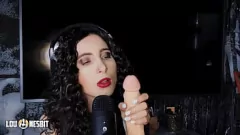 play Femdom tedesco Cuckold Asmr con Lou Nesbit e Lia Louise