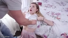 play Belle-mère domine dans un fantasme de plan à trois BDSM pervers