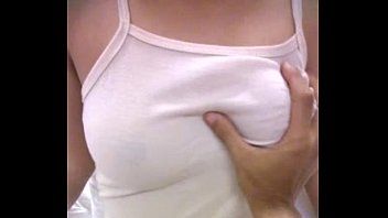 play Si macina in gola xnxx donne castane strette dalle tette